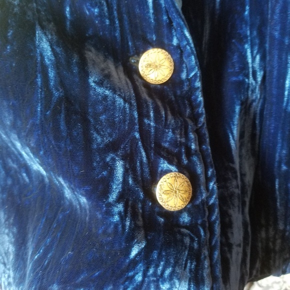 Martin McCrea Velvet Jacket and Shirt - Picture 6 of 6